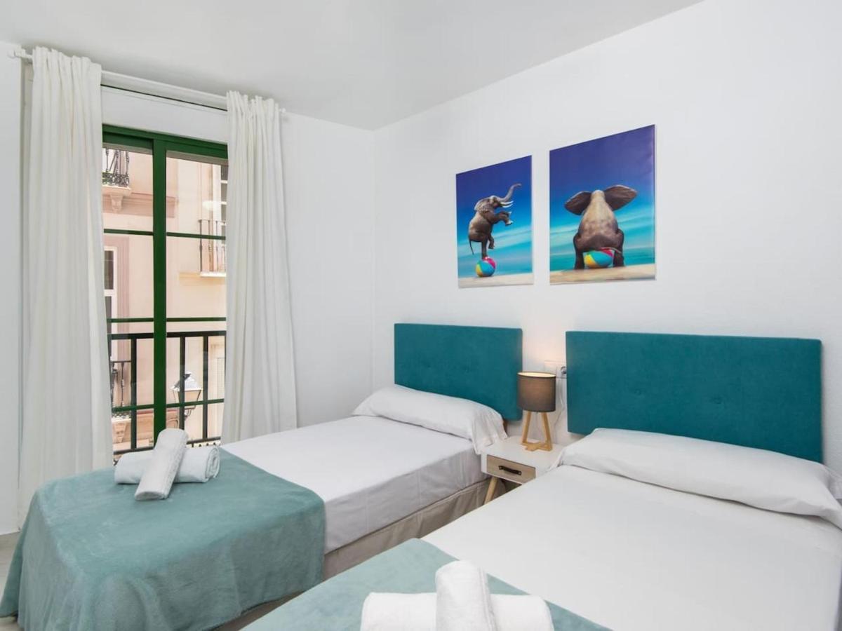 Rosaleda Center Apartment Malaga Exterior photo