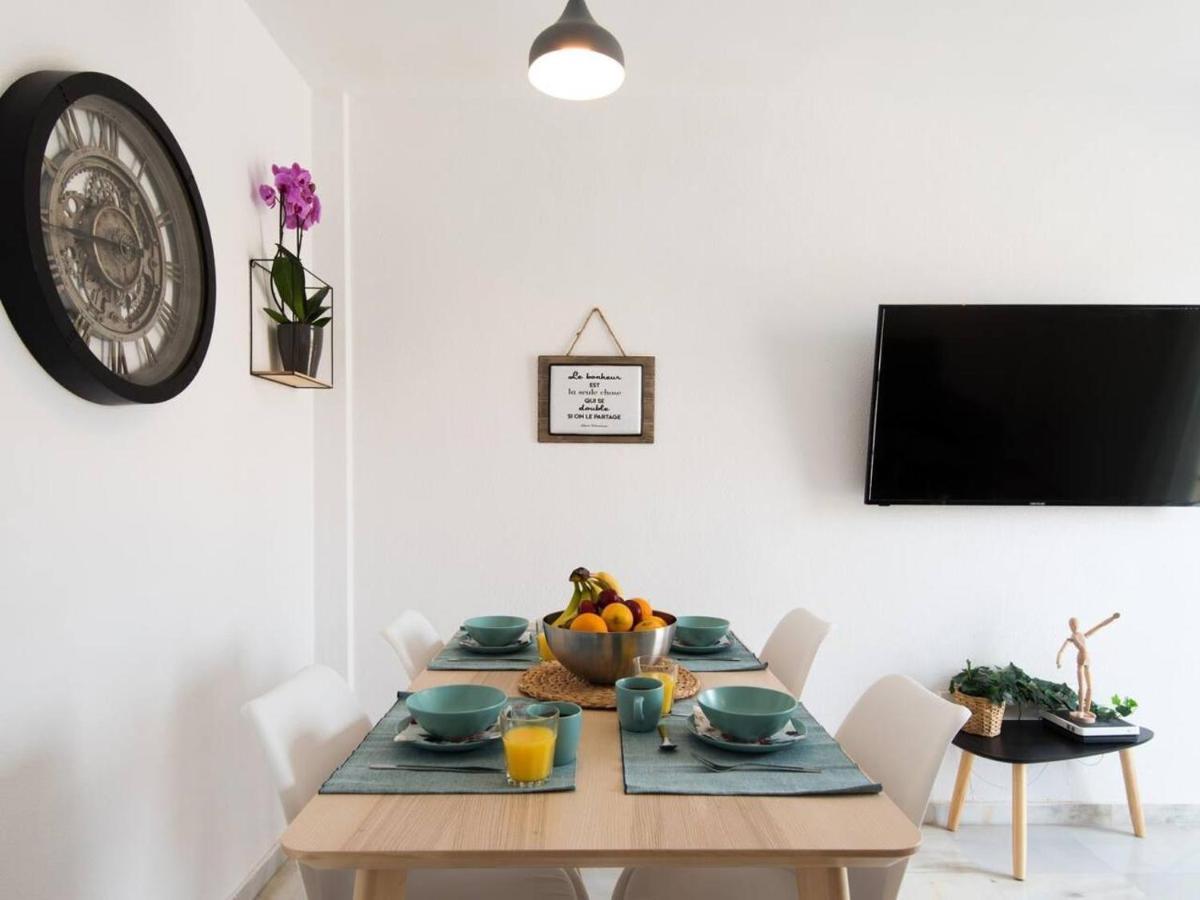 Rosaleda Center Apartment Malaga Exterior photo